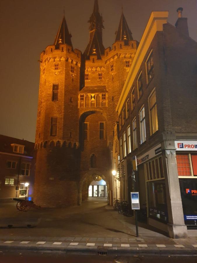 B&B Bij De Sassenpoort Zwolle  Luaran gambar